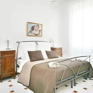 Il Podesta Apartment